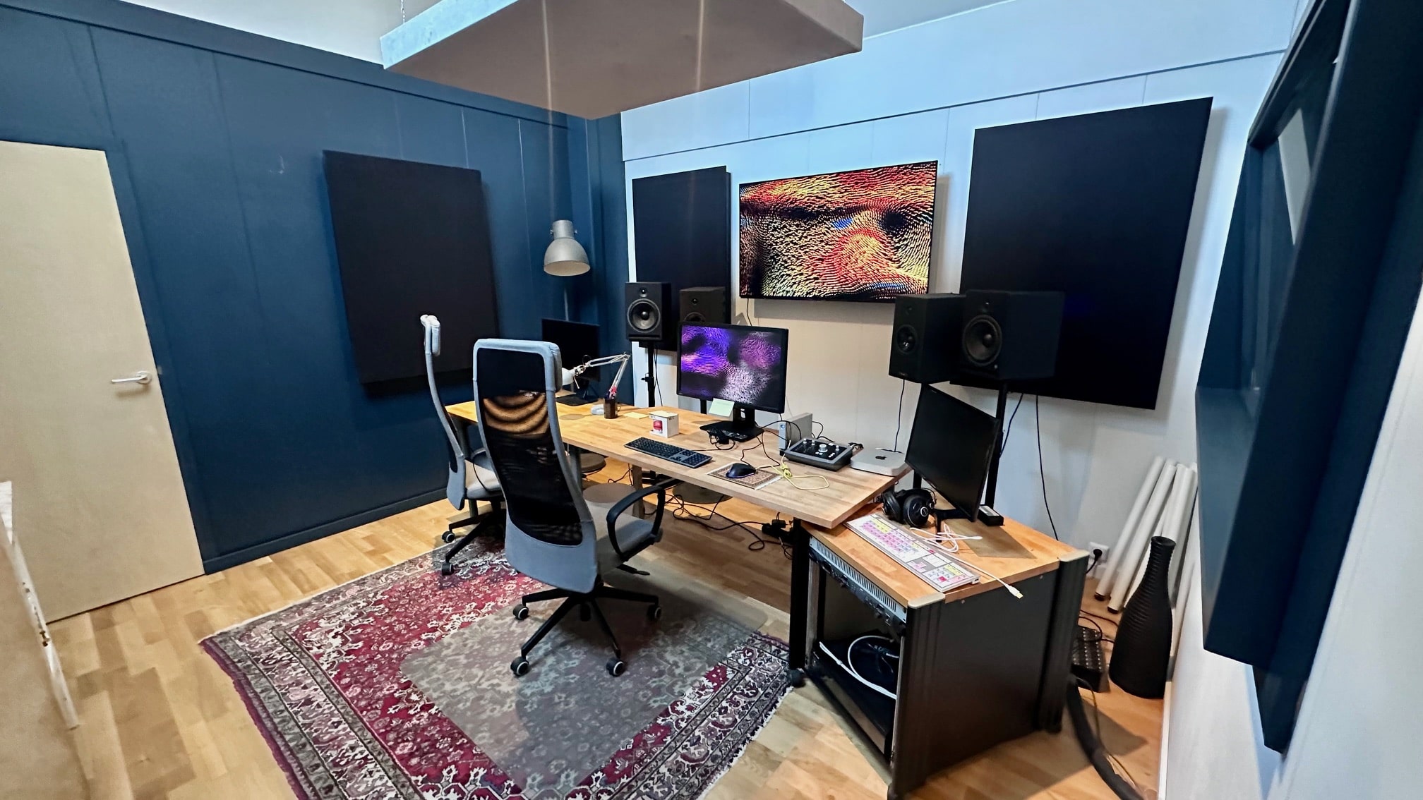 Studio 4 Montage-min